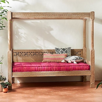 E-comm: Everything you need to turn your outdoor space into a relaxing beach oasis